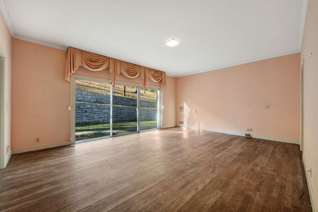 4353 Chickering Ln, Nashville, TN 37215