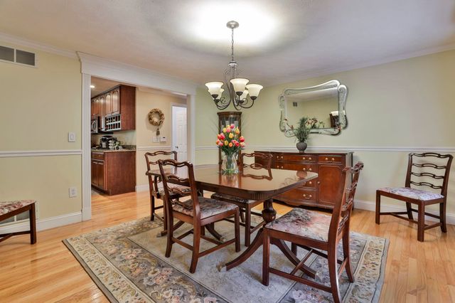 8 Joan Avenue, Hudson, NH 03051