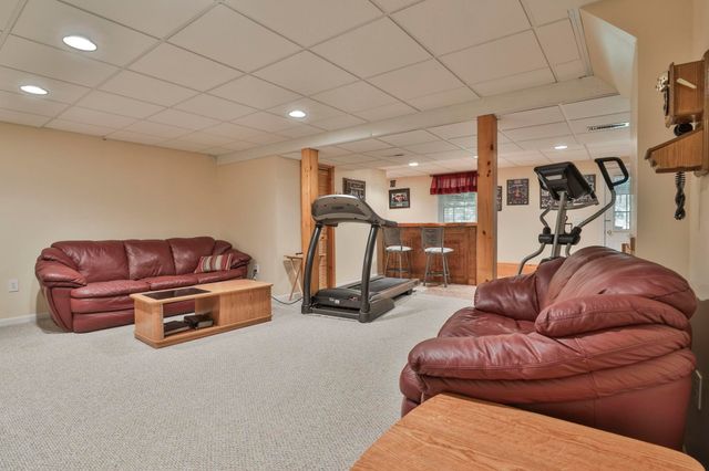 8 Joan Avenue, Hudson, NH 03051