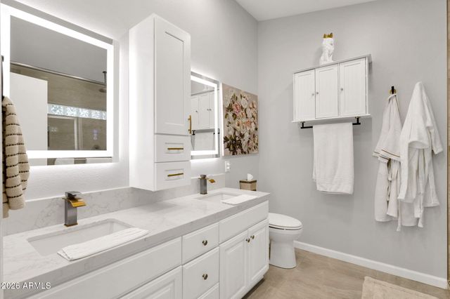 5333 W DUBLIN Court, Chandler, AZ 85226