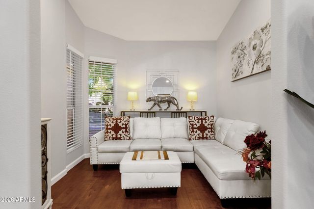 5333 W DUBLIN Court, Chandler, AZ 85226