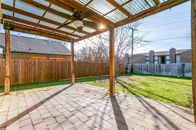 2501 Cherry Blossom Lane, Bedford, TX 76021