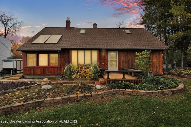 1515 Linden Street, East Lansing, MI 48823