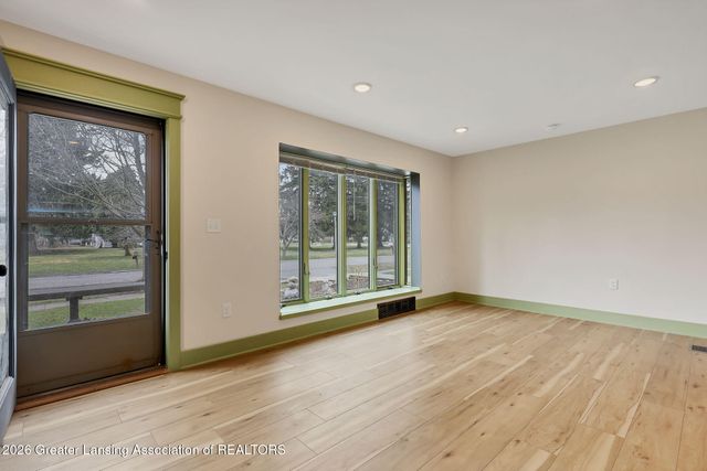 1515 Linden Street, East Lansing, MI 48823