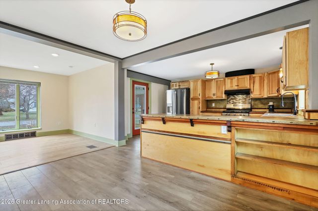 1515 Linden Street, East Lansing, MI 48823