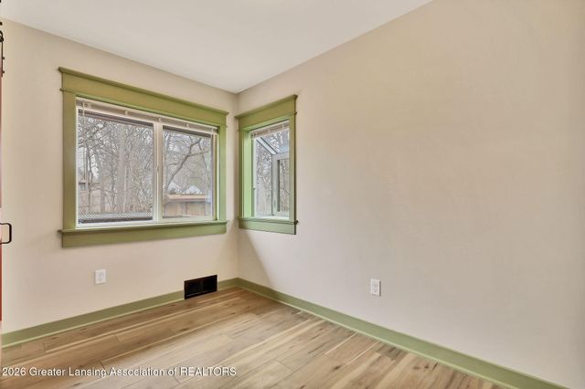 1515 Linden Street, East Lansing, MI 48823