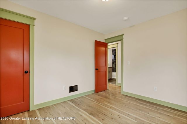 1515 Linden Street, East Lansing, MI 48823