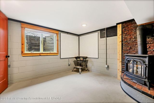 1515 Linden Street, East Lansing, MI 48823