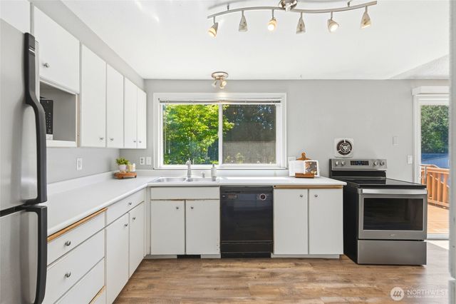 14602 55th Avenue NE, Marysville, WA 98271