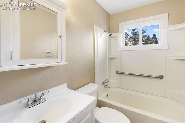 410 N Baldwin Street, Woodland Park, CO 80863