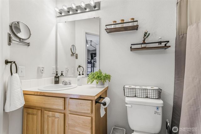 11502 205th Ave E, Bonney Lake, WA 98391