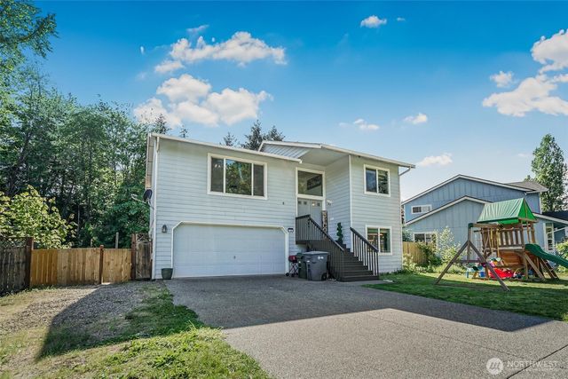 11502 205th Ave E, Bonney Lake, WA 98391