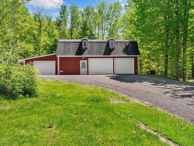 163 Chapin Road, Essex, VT 05452