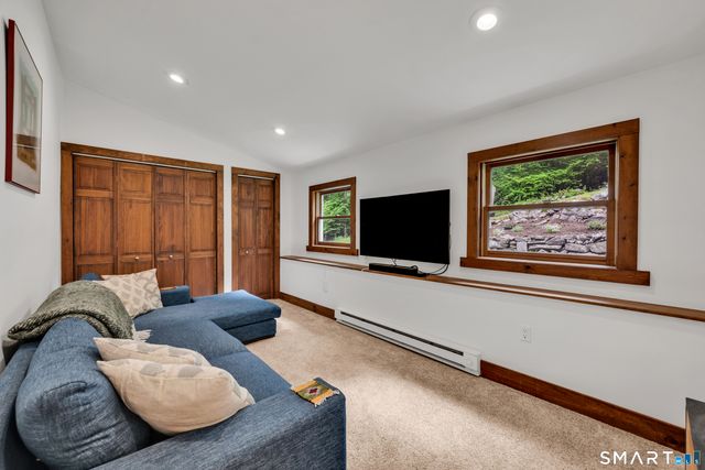 100 Shortwoods Road, New Fairfield, CT 06812
