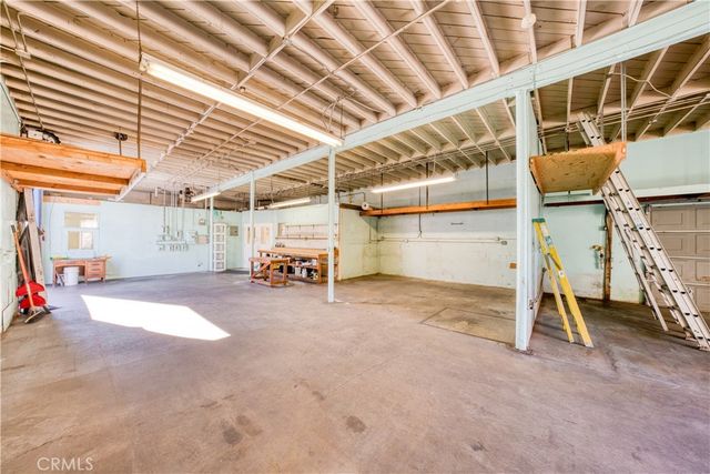 4643 W Rosecrans, Hawthorne, CA 90250