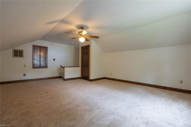 701 Pinecliffe DR, Chesapeake, VA 23322