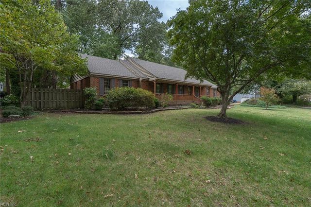 701 Pinecliffe DR, Chesapeake, VA 23322
