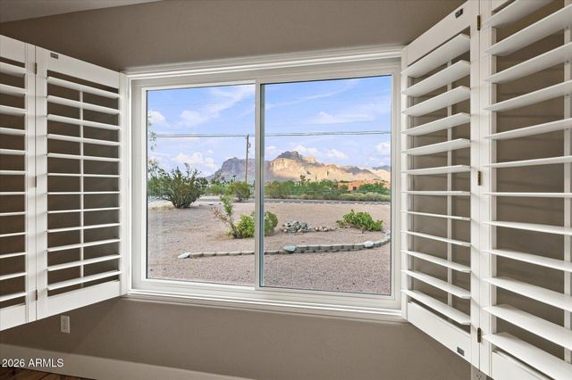 1534 N ACACIA Road, Apache Junction, AZ 85119