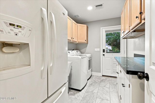 1534 N ACACIA Road, Apache Junction, AZ 85119