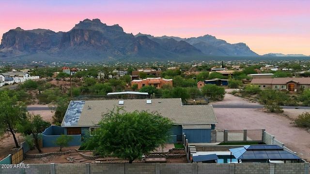 1534 N ACACIA Road, Apache Junction, AZ 85119