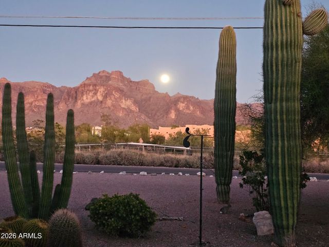 1534 N ACACIA Road, Apache Junction, AZ 85119
