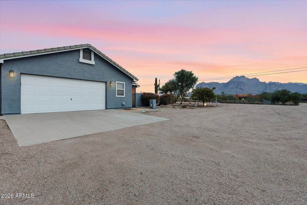 1534 N ACACIA Road, Apache Junction, AZ 85119 — photo 4