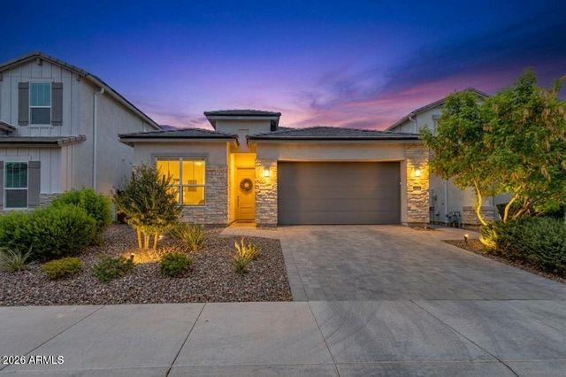5126 E VILLAGE Drive, Scottsdale, AZ 85254