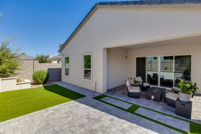 5126 E VILLAGE Drive, Scottsdale, AZ 85254