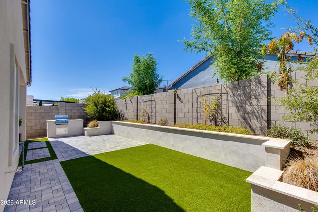 5126 E VILLAGE Drive, Scottsdale, AZ 85254