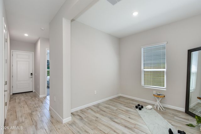 5126 E VILLAGE Drive, Scottsdale, AZ 85254
