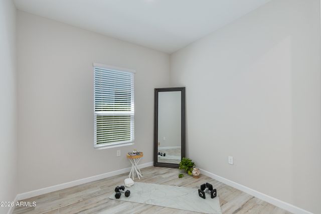 5126 E VILLAGE Drive, Scottsdale, AZ 85254