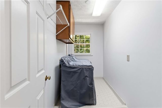 275 Sageglen Road, Lawrenceville, GA 30044