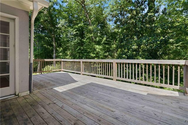 275 Sageglen Road, Lawrenceville, GA 30044