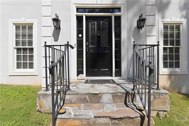 275 Sageglen Road, Lawrenceville, GA 30044