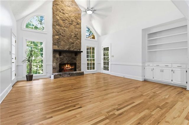 275 Sageglen Road, Lawrenceville, GA 30044