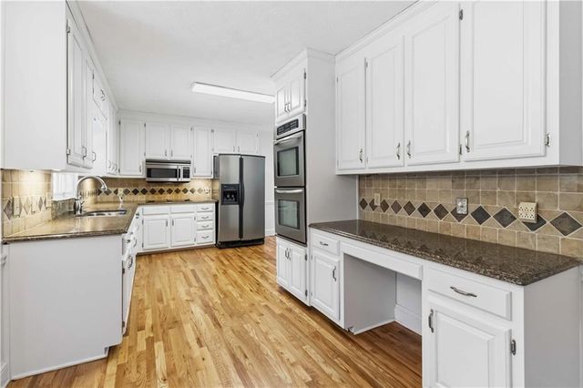 275 Sageglen Road, Lawrenceville, GA 30044