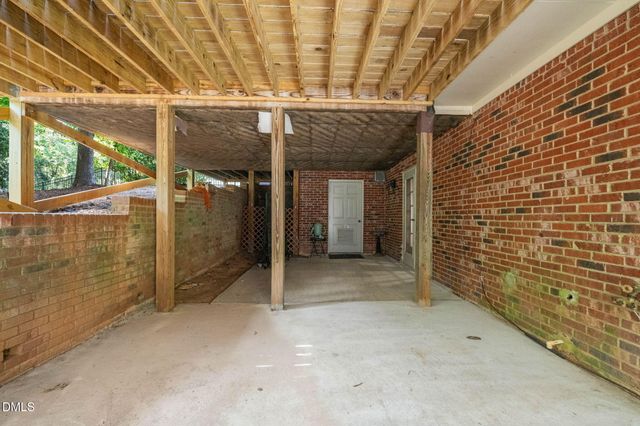 3516 Ranlo Drive, Raleigh, NC 27612