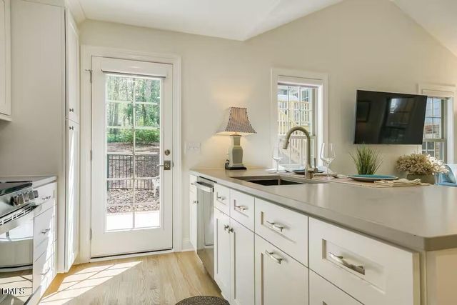 3516 Ranlo Drive, Raleigh, NC 27612