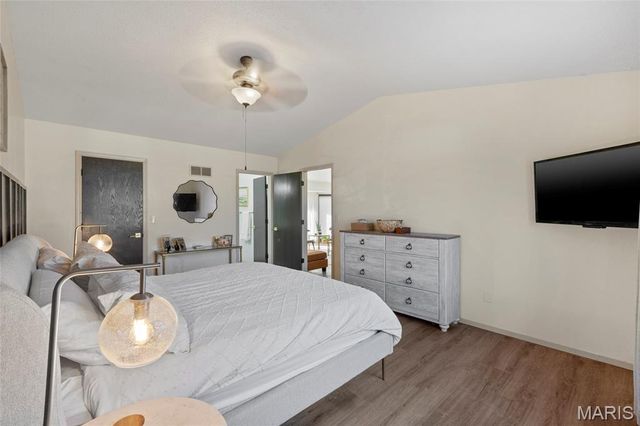 10 Oxford Drive, Washington, MO 63090