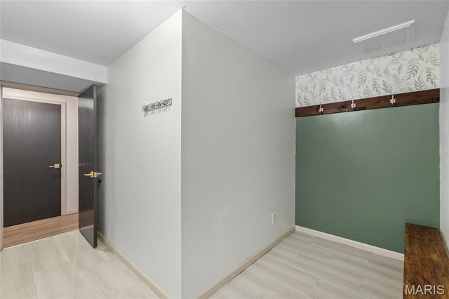 10 Oxford Drive, Washington, MO 63090