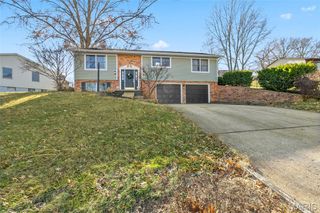 10 Oxford Drive, Washington, MO 63090