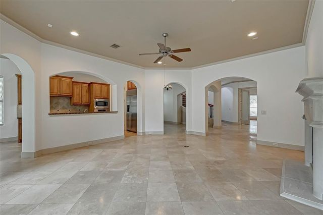 11207 St Laurent Lane, Houston, TX 77082