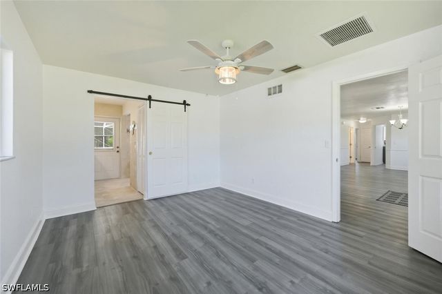 156 Marseille DR, Naples, FL 34112