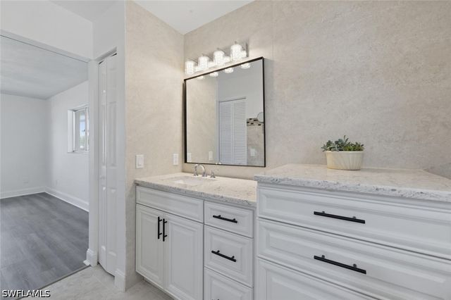 156 Marseille DR, Naples, FL 34112