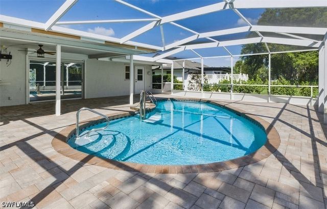 156 Marseille DR, Naples, FL 34112