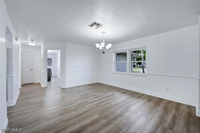 156 Marseille DR, Naples, FL 34112