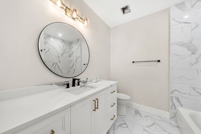 441 Washington St 203, Dedham, MA 02026