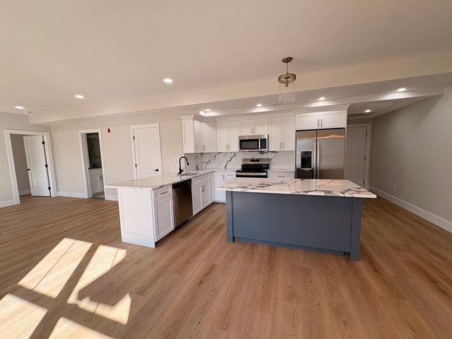 441 Washington St 203, Dedham, MA 02026
