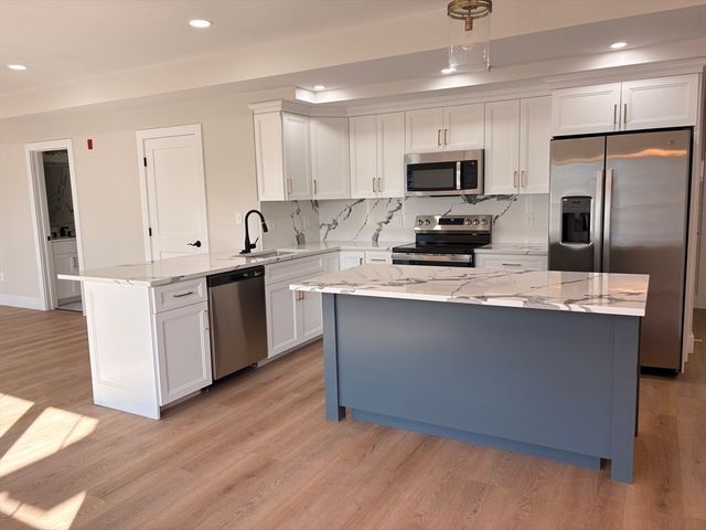 441 Washington St 203, Dedham, MA 02026
