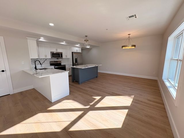 441 Washington St 203, Dedham, MA 02026